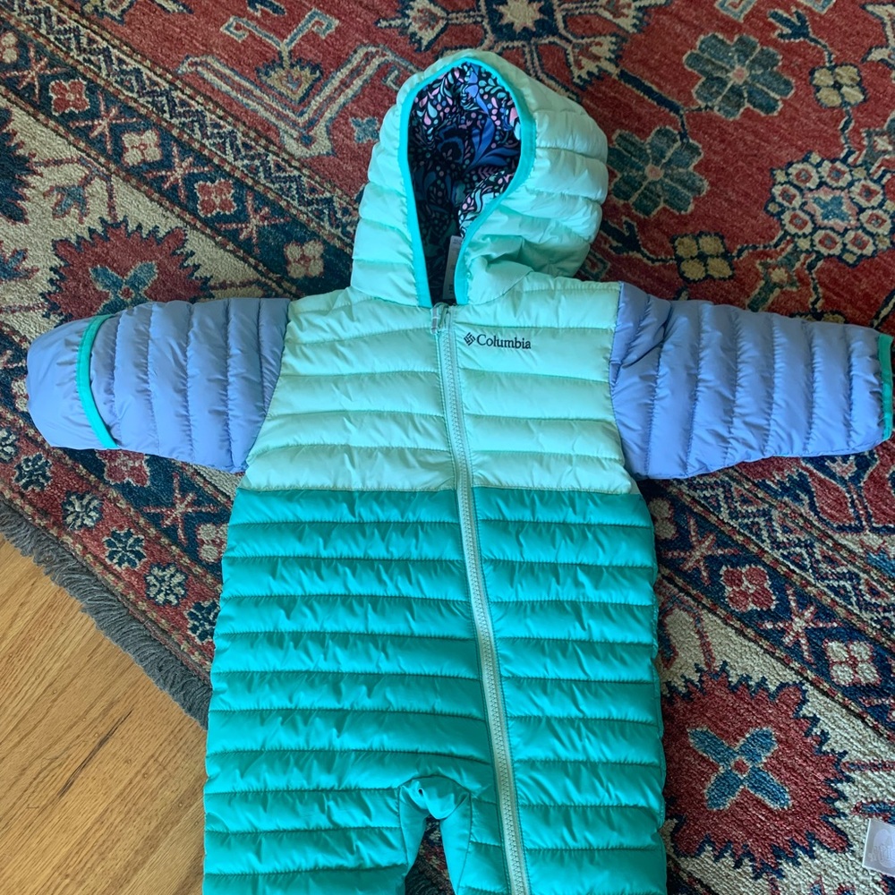 Unisex Snowsuit - Sz 6-12 mo